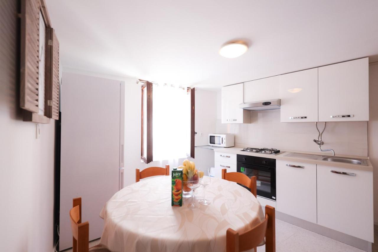 Two Bedroom Apartment In The Old Town Marija Zadar Luaran gambar