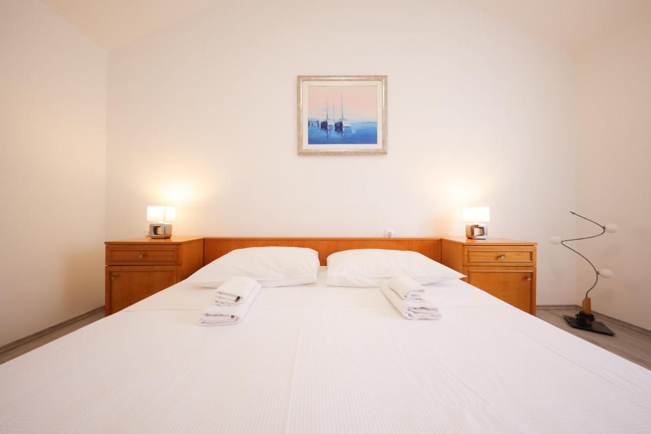 Two Bedroom Apartment In The Old Town Marija Zadar Luaran gambar